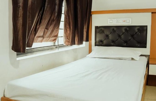 Kochi Hotel | Saras Lodge