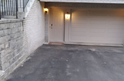 Thornhill Apartment | Sara’s Place - Strictly Kosher Home Beautiful basement Apartment