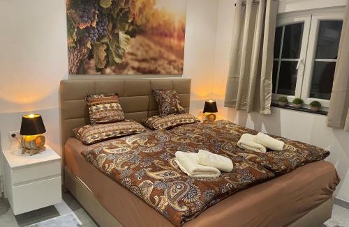 Mainz-Bingen House | Saras Weinchalet