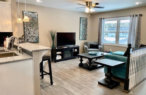 Geyser Crest House | Saratoga Stunning Family Retreat ❘ 4BDR 2BTH