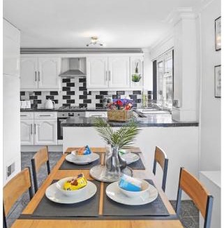 Little Hay House | Sarc Properties