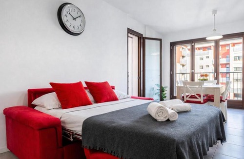 Bicocca Apartment | Sarca 11th Floor