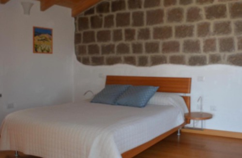 Ruinas Bed & Breakfast | Sard Paradise