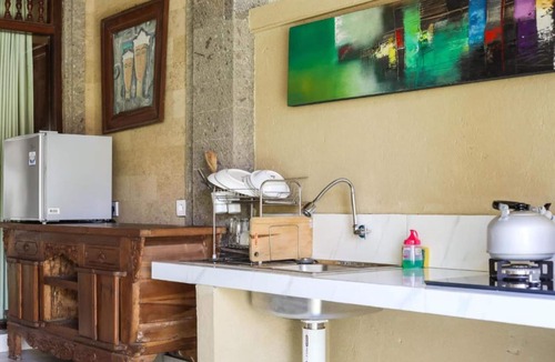 Penestanan Bed & Breakfast | Sari Bamboo Bungalows