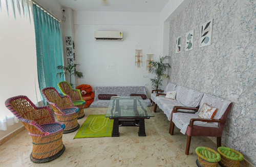 Agra House | Saroj Villa