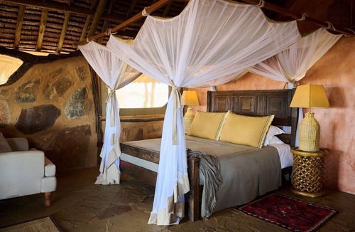 Shaba Cabin | Saruni Rhino