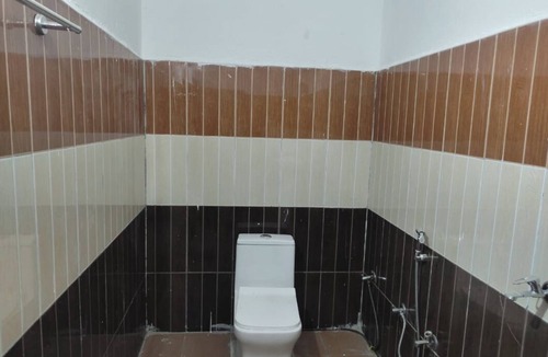 Narainkoti Hotel | Sarvaheet