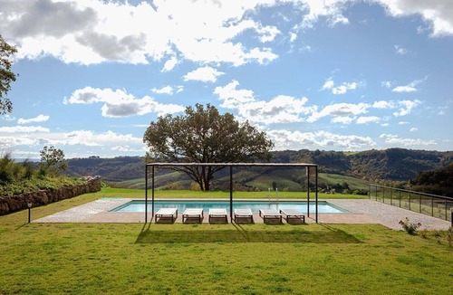 Corbara Villa | Sassinoro, Luxury Villa with SPA and pool