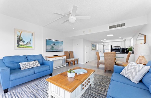Satellite Beach Condo | Satellite Beach Split-Level Condo with Direct Oceanfront Views & Heated Pool! 🏖️