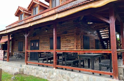 Runcu Cabin | Satul Traditional