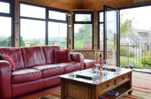 Stonehaven House | Sauchenshaw Cottage