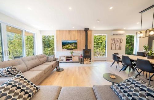 Saint-Philemon Ski Chalet | Sauna & Pool Table - Nordik Attitude