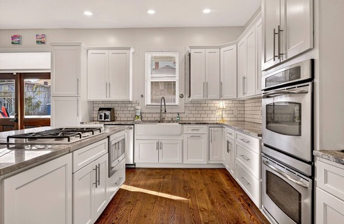 Dixon Park House | Savannah Getaway | Private Pool & Walkability to Everything by Lucky Savannah