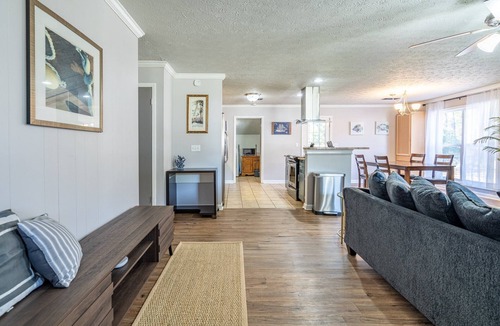 Acworth House | Save Midweek 3Br Near Lake Acworth and Downtown