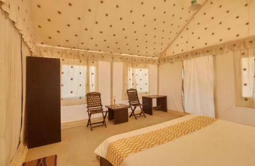 Kanoi Other | Savi Camps