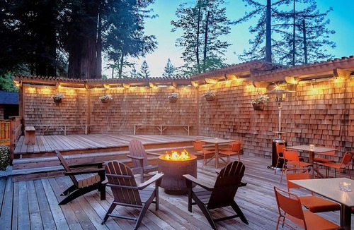 Guerneville Hotel | Savor An Exhilarating Experience! 2 Relaxing Units, Free Parking, Outdoor Pool