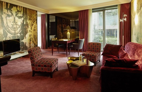 Altstadt-Nord Hotel | Savoy Hotel
