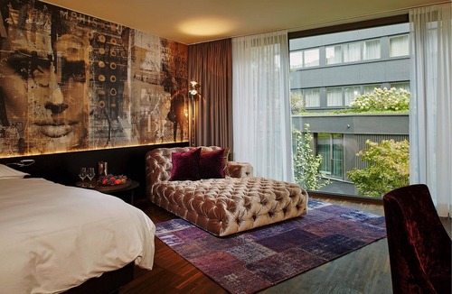 Altstadt-Nord Hotel | Savoy Hotel