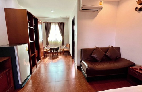 Nai Wiang Hotel | Sawadeelanna Hotel