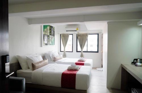 Chana Songkhram Hotel | Sawasdee House