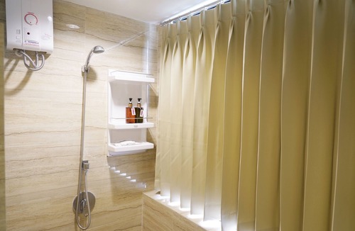 Chana Songkhram Hotel | Sawasdee House