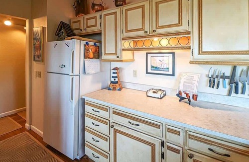 Sequim Cabin | SBH: Stunning Views & Hot Tub Relaxation