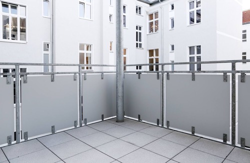 Charlottenburg Apartment | SC 5/6 boxspring beds + 6 bedrooms, 3 bathrooms, 2 kitchens, 180sqm + elevator