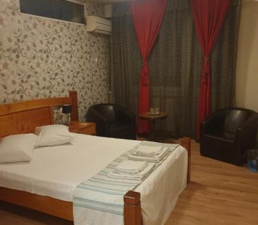 Drobeta-Turnu Severin Hostel | SC Afitos SRL