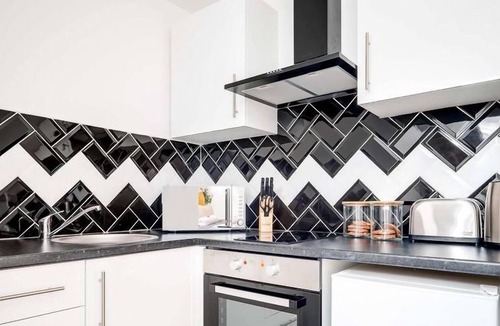Wolverhampton Apartment | SCA - Peaceful City Studio - VS6