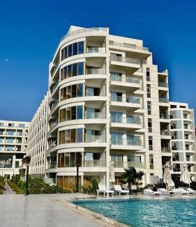 Corniche Road-Dahar Apartment | Scandic Resort