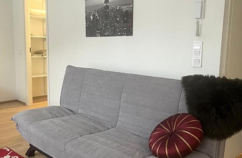 Tikkurila Apartment | Scandinavian Studio Great Location