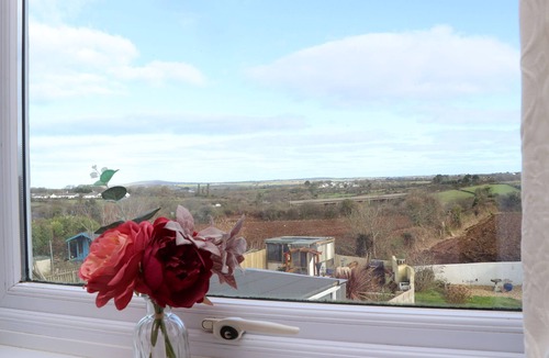 Carnbrea Cottage | SCARBORO, pet friendly, with a garden in Redruth