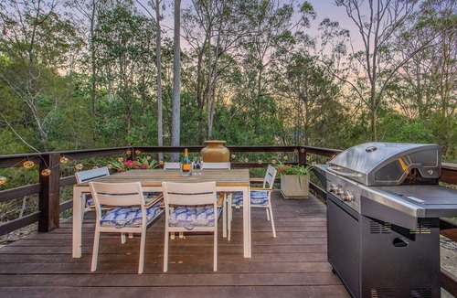 Maudsland House | Scarborough Estate - Luxury Barn Farm Stay