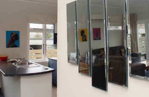 Hanmer Springs Cottage | SCARBOROUGH SWEETIE, pet friendly, with a garden in Hanmer Springs