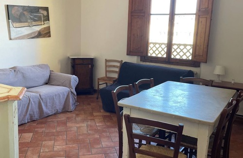 San Frediano Apartment | Scarlatti - Three Bedroom Apartment, Sleeps 6