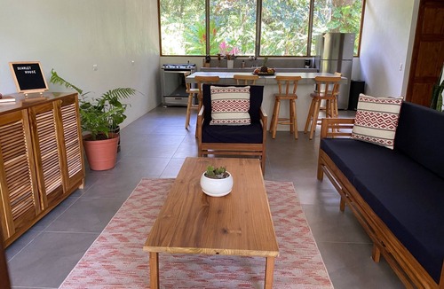 Carate House | Scarlet House - Ozean-Natur-Entspannung-Meditation by Interhome