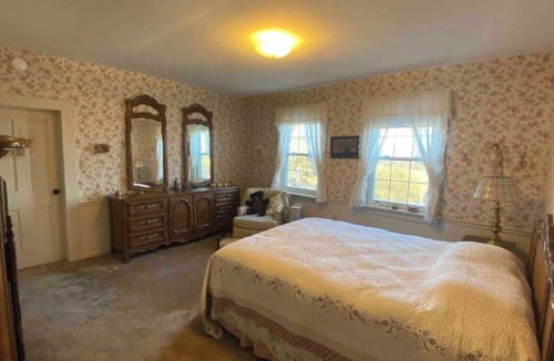 Chandlers Valley House | Scenic 4-bedroom Farm House, Tree Farm & Arboretum with trails in Sugar Grove