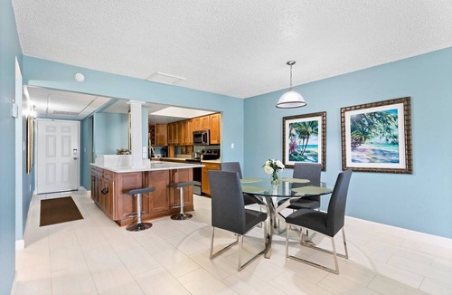 Madeira Beach Condo | Scenic Beach View - Balcony - Madeira Norte #213