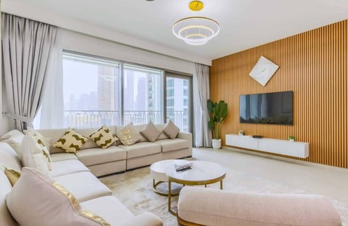 Za'abeel 2 Apartment | Scenic Burj Khalifa View, Downtown Location