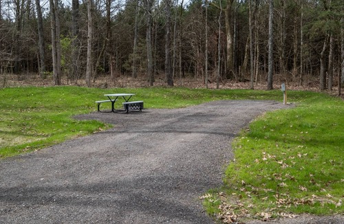 Rural Hill RV Rental | Scenic, Full-Hookup Back-In Campsite Just Outside Nashville!