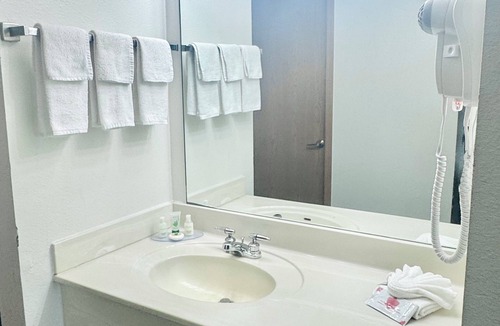 Branson Theater District Hotel | Scenic Hills Inn