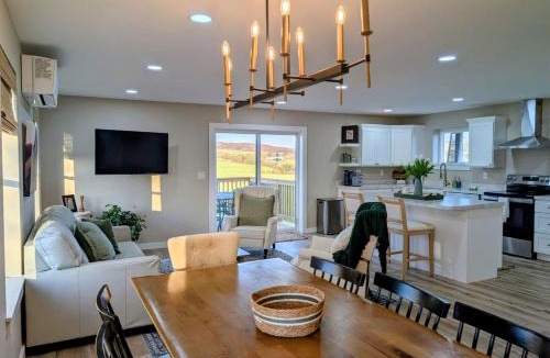 Dryden House | Scenic Homestead Barndominium