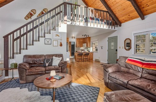 Salida House | Scenic Mtn Retreat w/Hot Tub & Mountain Views