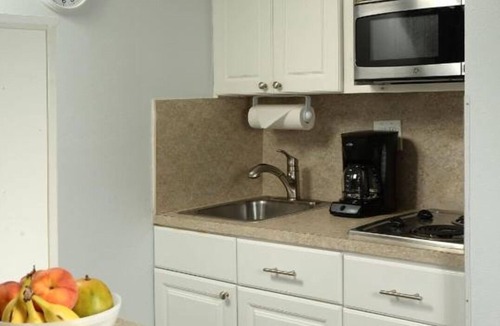 Indialantic By The Sea Resort | Scenic Ocean Front Getaway w/Patio | Morning Breakfast w/View