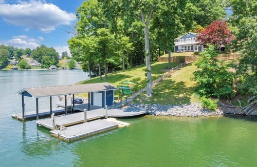 Goodview House | Scenic Point - Private Lakefront Home w/Dock, Fire pit, outside shower & Hot tub