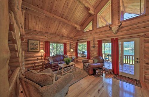 Thompson Falls House | Scenic Riverfront Retreat w/Hot Tub & Kayaks!