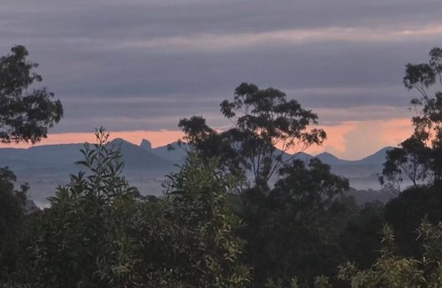 Moorina House | Scenic Rural Retreat, foothills of Mt Mee Qld AU