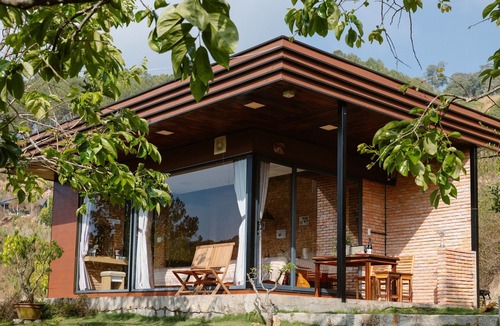 Da Lat Ski Chalet | Scent Bungalow