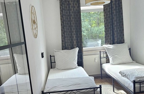 Gottschied Apartment | Schöne Ferienwohnung in Göttschied. 5 Minuten Gehweg vom Klinikum Idar-oberstein