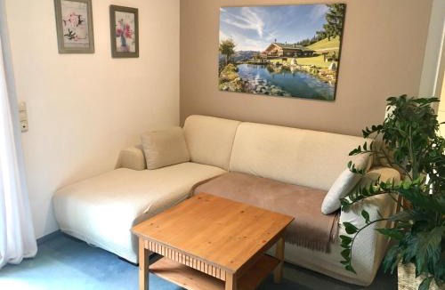 Wackersdorf Apartment | Schöne Gartenwohnung im Seenland